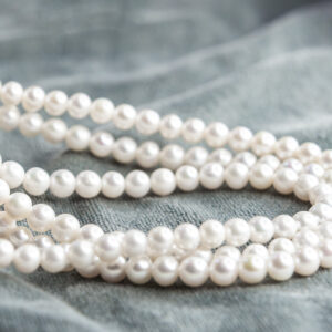 3 tier white FWP choker