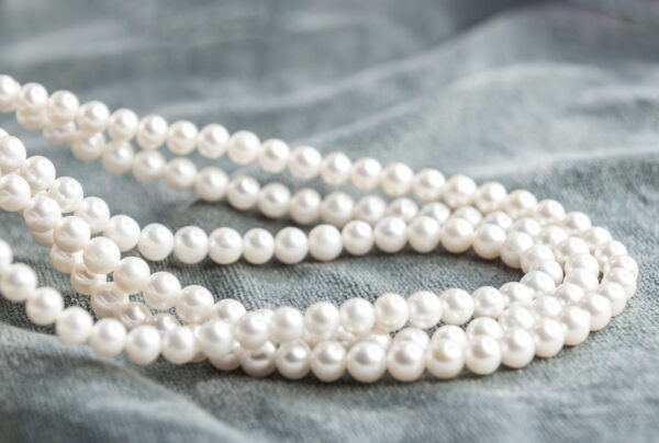 3 tier white FWP choker