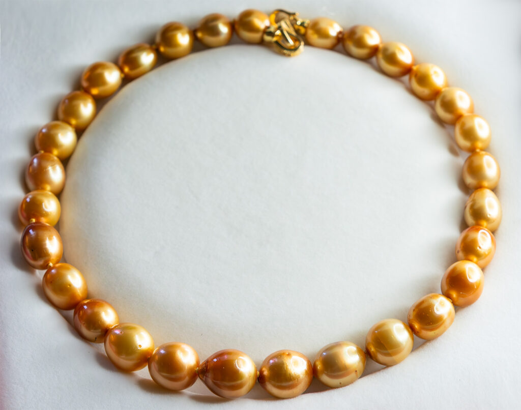 Baroque Superior Deep Golden SSP Choker