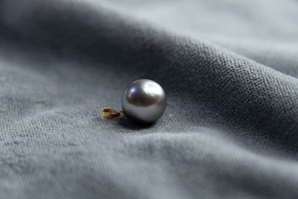 Metallic Gray SSP Pendant