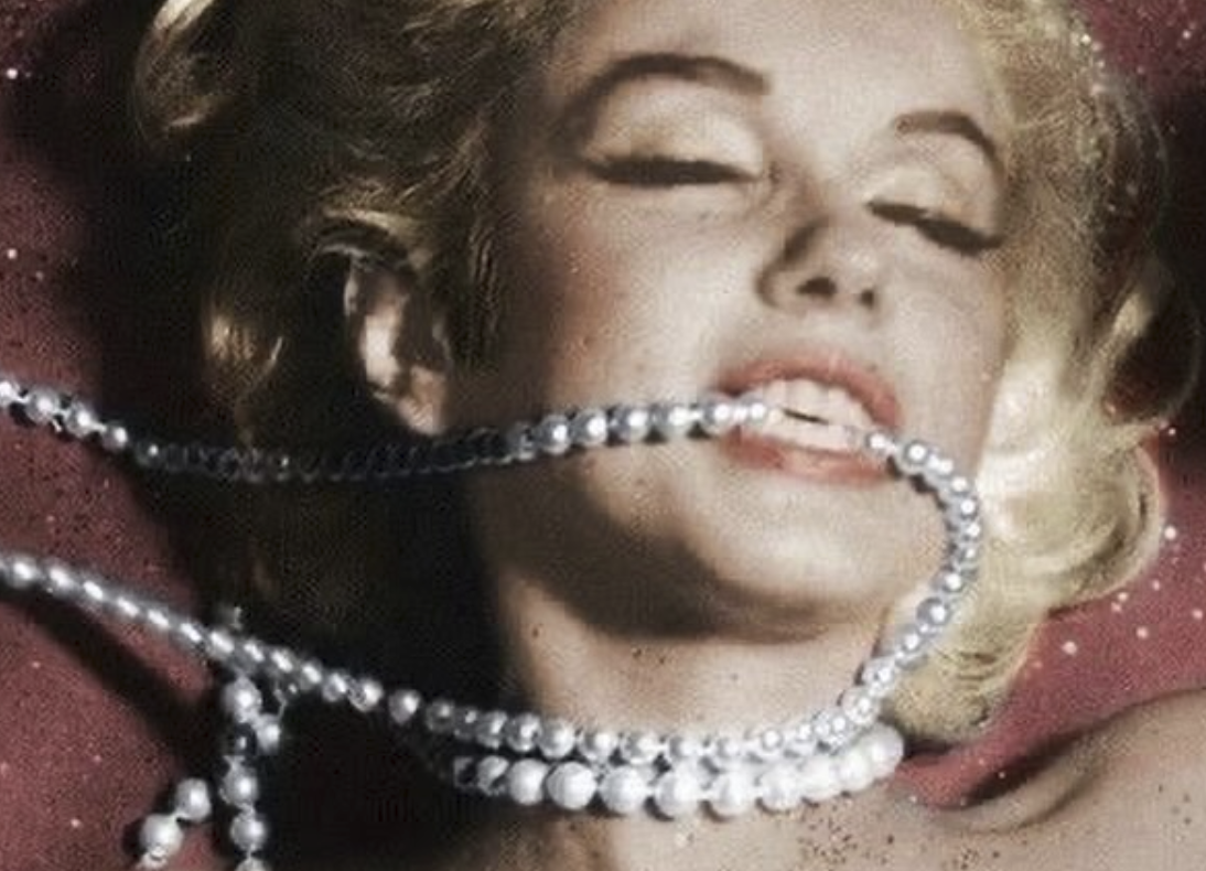The Last Sitting (Marilyn Monroe, with pearls) by Bert Stern